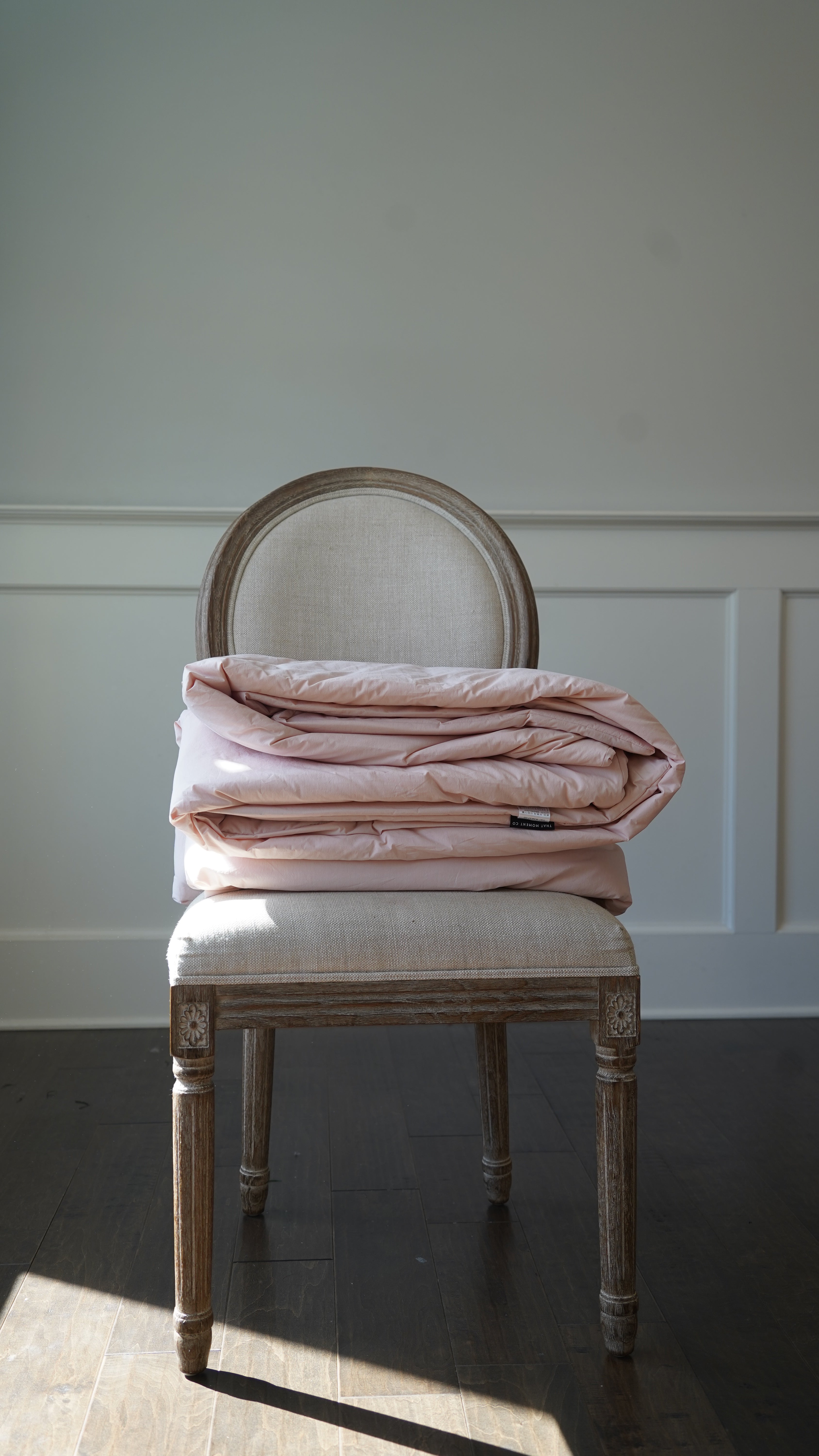 All around Premium Korean Comforter – Allergy-Friendly, Queen Size