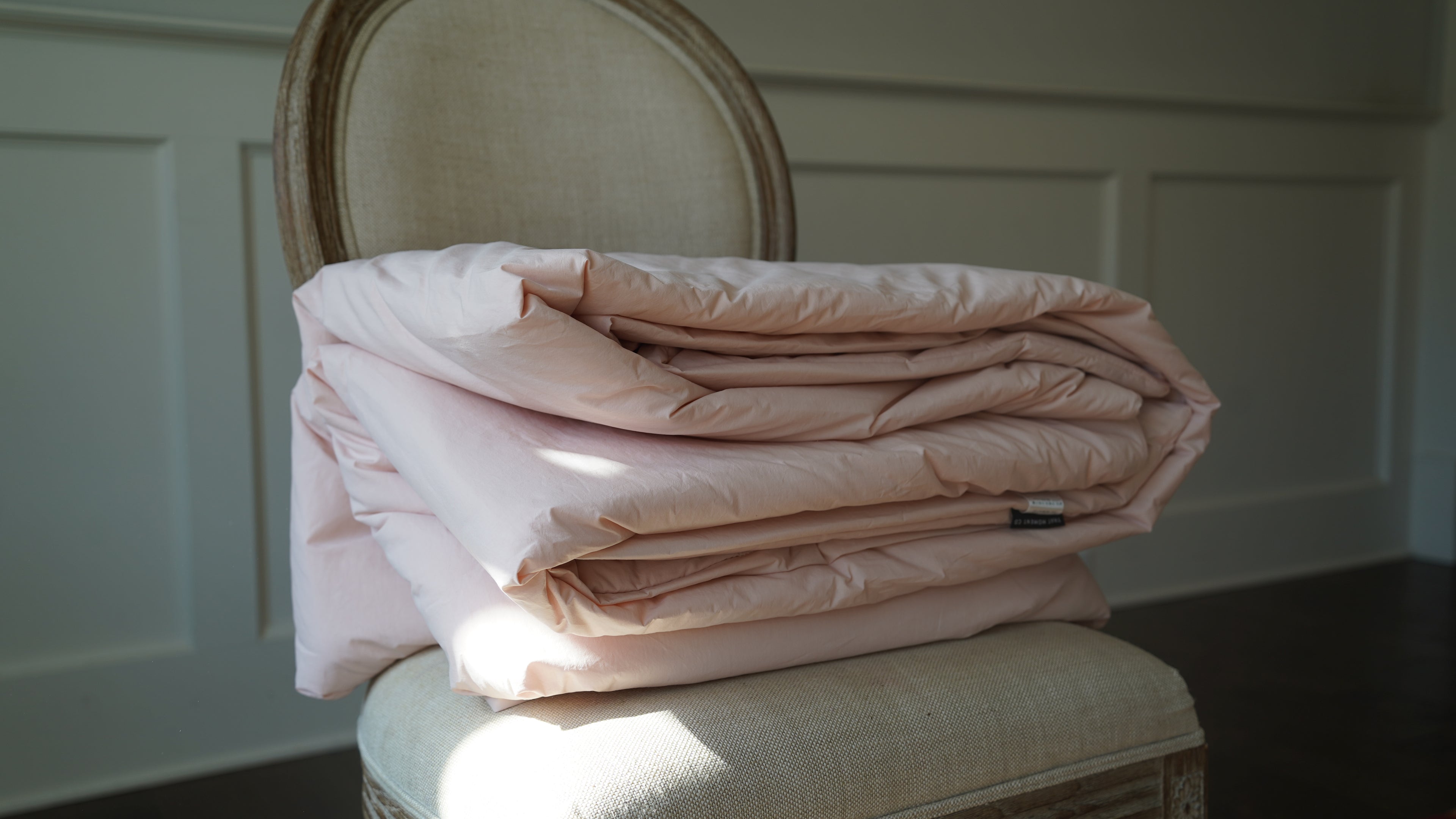 All around Premium Korean Comforter – Allergy-Friendly, Queen Size